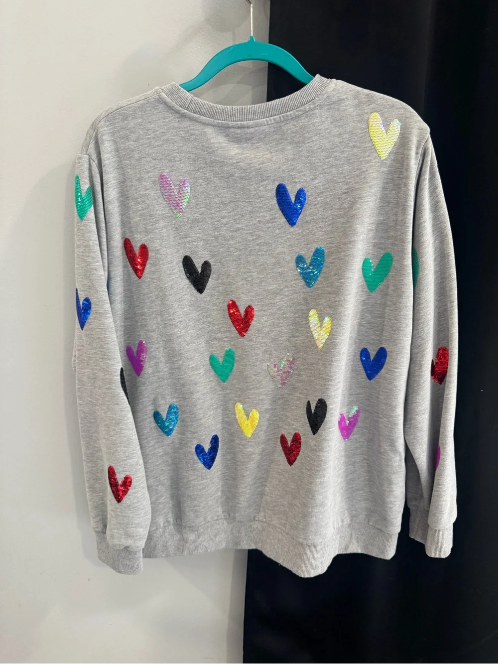 Queen of Sparkles Grey Heart Sweatpants and Sweatshirt Set - Picture 4 of 9